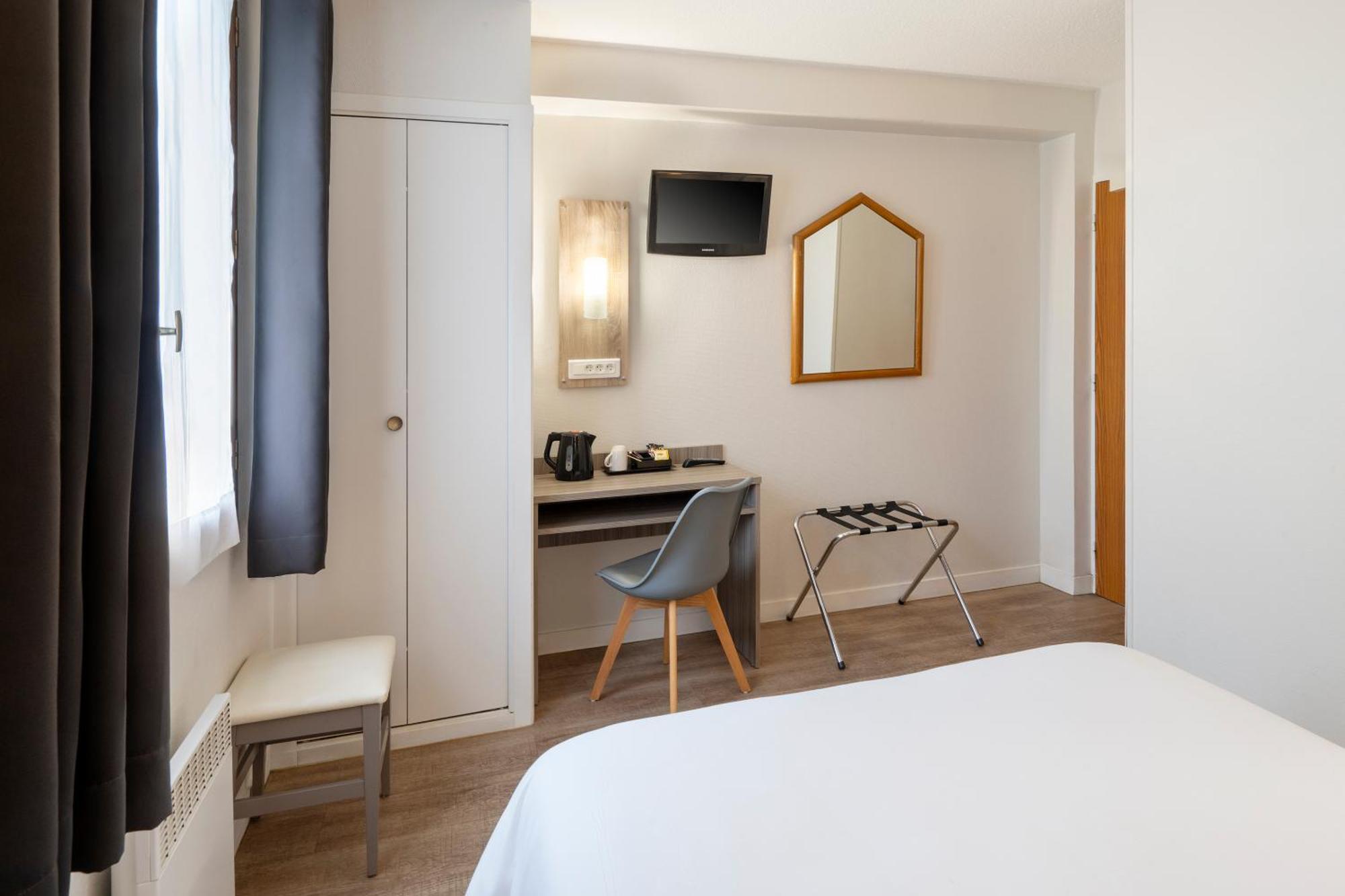 Hotel Sure By Western Saintes